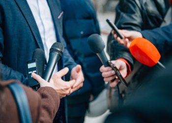 Unleashing Your Journalism Career: The Power of Internships and How to Make the Most of Them